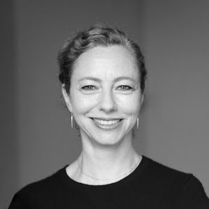 RandyArtsRI's tweet photo. Congratulations to our friends at @RISDMuseum on the appointment of Sara Ganz Blythe as Interim Director. Sara is an amazing individual and a great asset to the #RI cultural community. #RISCAgrantee #ArtIsTheAnchor https://t.co/Wq1fiGVUCM