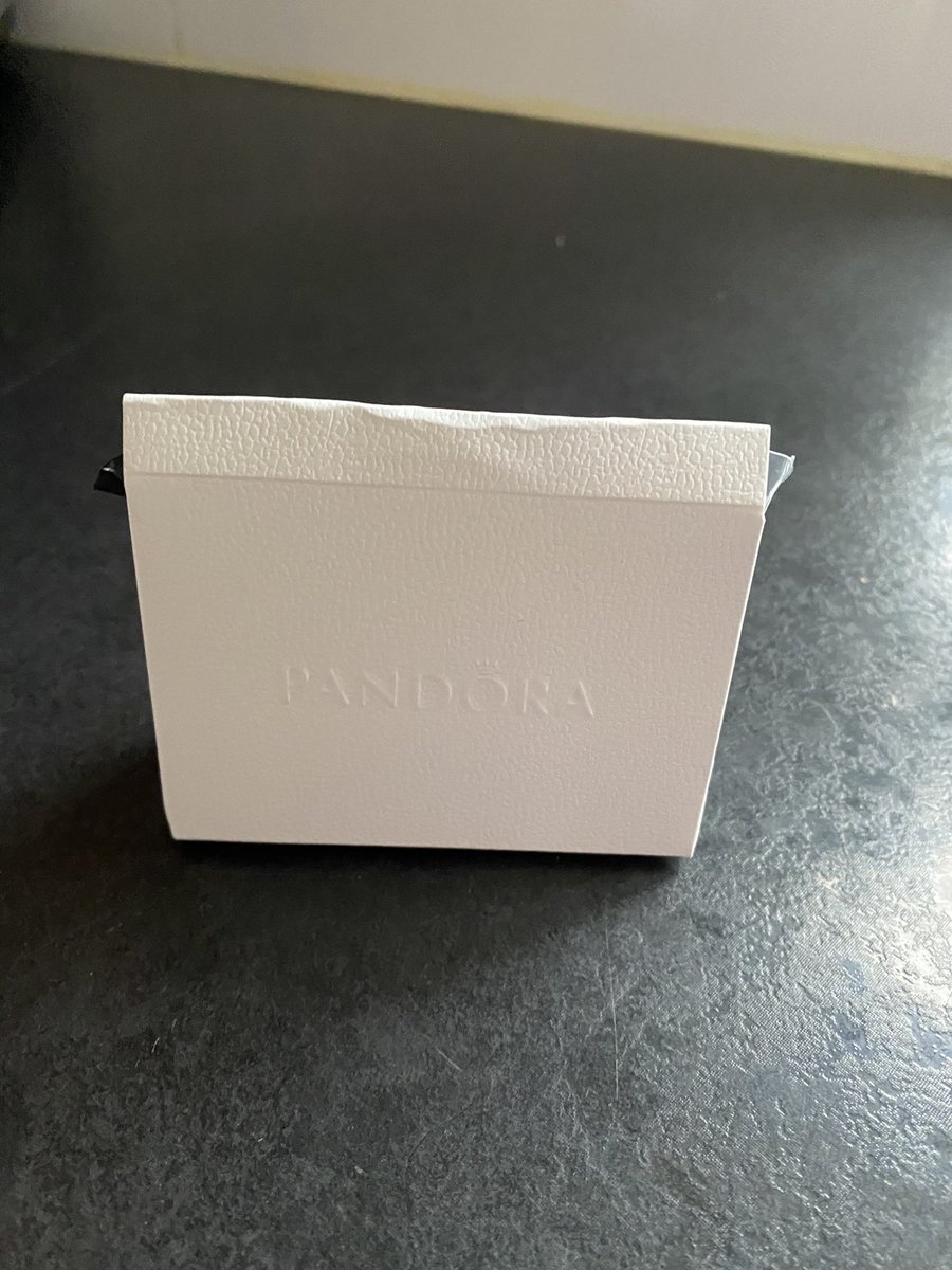 Terri_Fullbrook's tweet photo. Absolutely disgusted. Brought over £100 worth for a present and it arrives with a poor excuse for a bag that it too small for the bracelet @Pandora_UK https://t.co/nIk7npdlhb