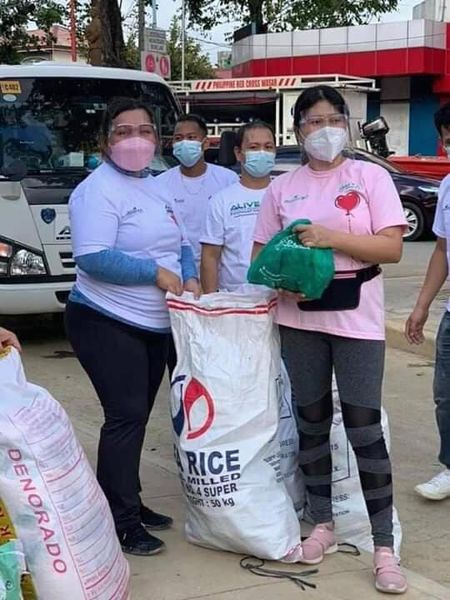 makilang_gulay's tweet photo. First Leg of Outreach in Marikina. Together we can rebuild the lives of the affected.
#ALIVEFoundationInAction https://t.co/p8vPBK3jpX