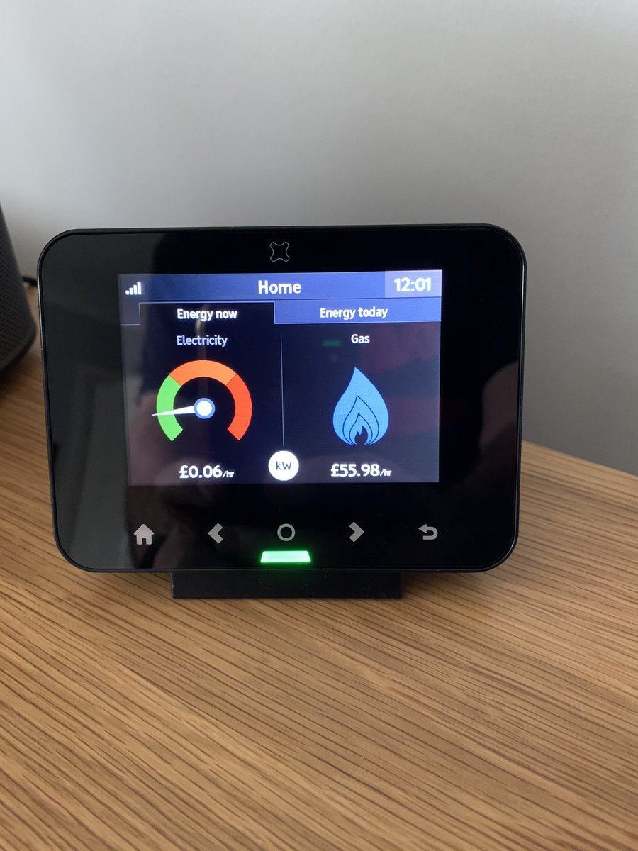 chrishumphreyuk's tweet photo. @edfenergy just had a ‘smart’ meter fitted yesterday but seems to show an alarming usage of gas per hour? Can someone help please as nothing on @edfenergy web site to help me? Hopefully it’s incorrect!!! https://t.co/g9Ij6sG5sM