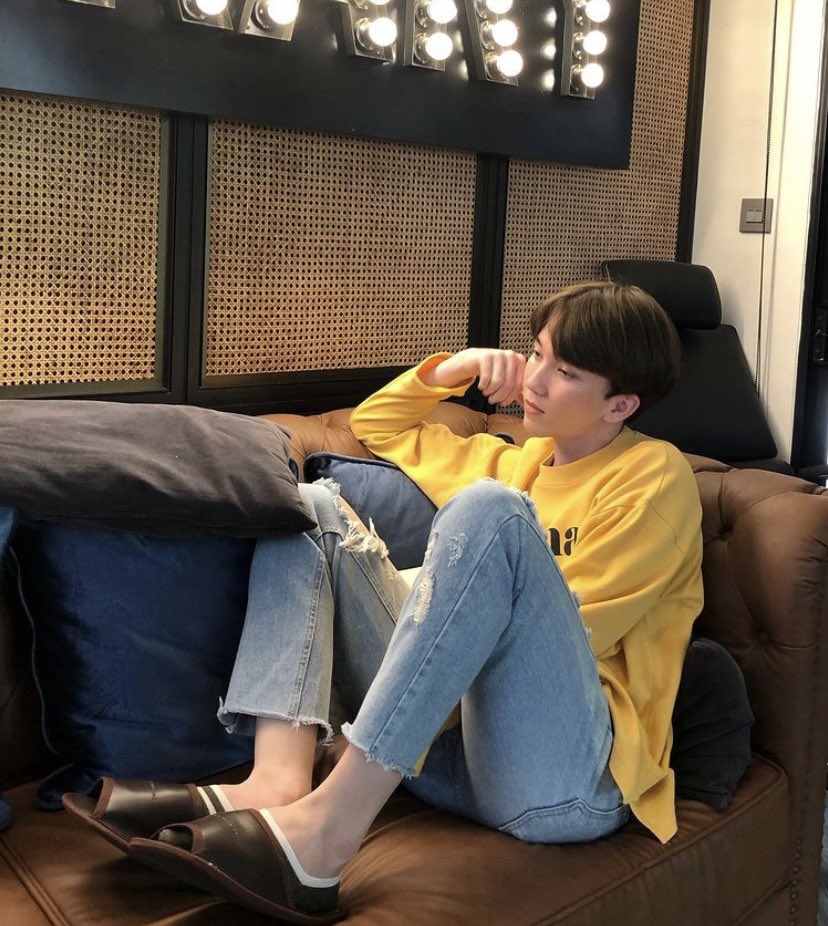 jamesphile2's tweet photo. Yellow day 🥰 #James_ppt https://t.co/KDK8iDVt6z