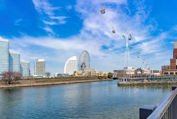 livedoornews's tweet photo. 【空中散歩】横浜・みなとみらいのロープウエー、4月22日に開業へ
https://t.co/I2fkzfdu3H

都市部で平地を結ぶ常設型ロープウエーとしては国内初で、MM21新港地区とJR桜木町駅前を結ぶ。所要時間は片道5分で運賃は大人1000円。 https://t.co/xfU6Ow4972