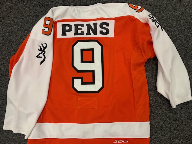 We've got a fun new auction for you... 👀

Charlie Pens orange jersey, #9, from 2018 is now LIVE for auction on <a href="/LiveSource/">LiveSource</a> (see what I did there?). Download the Live Source app NOW and start bidding to be prepared for the upcoming season with some new gear 🔥