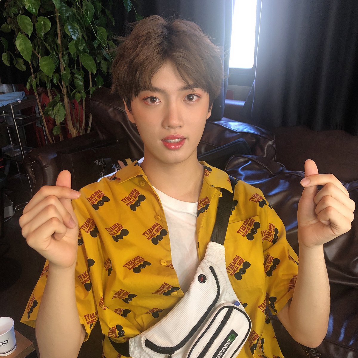 魏子越- wei ziyue- 1998.08.25- from xiangyang, hubei- visual design major at chung-ang university, korea- under hongyi entertainment- participated in afo- placed 43rd in pdx 101 #魏子越  #创造营2021  #Chuang2021  #创4  #ProduceCamp2021