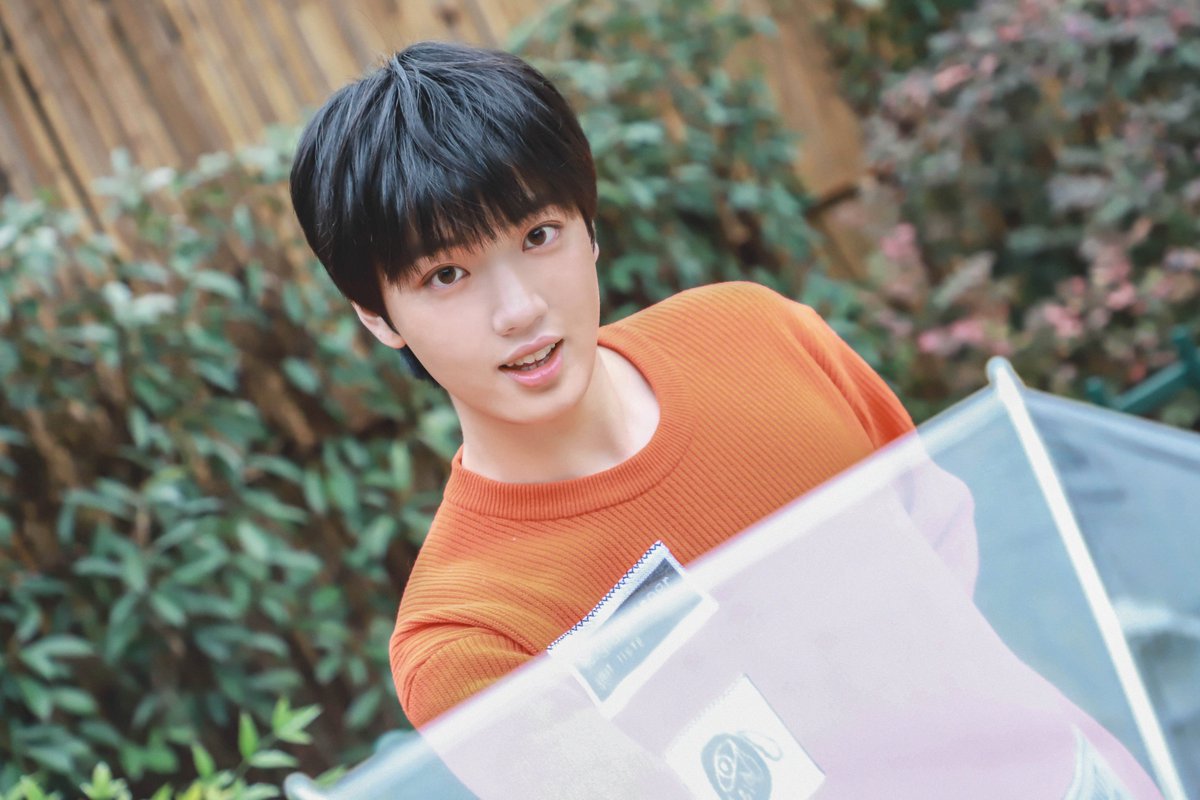 魏子越- wei ziyue- 1998.08.25- from xiangyang, hubei- visual design major at chung-ang university, korea- under hongyi entertainment- participated in afo- placed 43rd in pdx 101 #魏子越  #创造营2021  #Chuang2021  #创4  #ProduceCamp2021