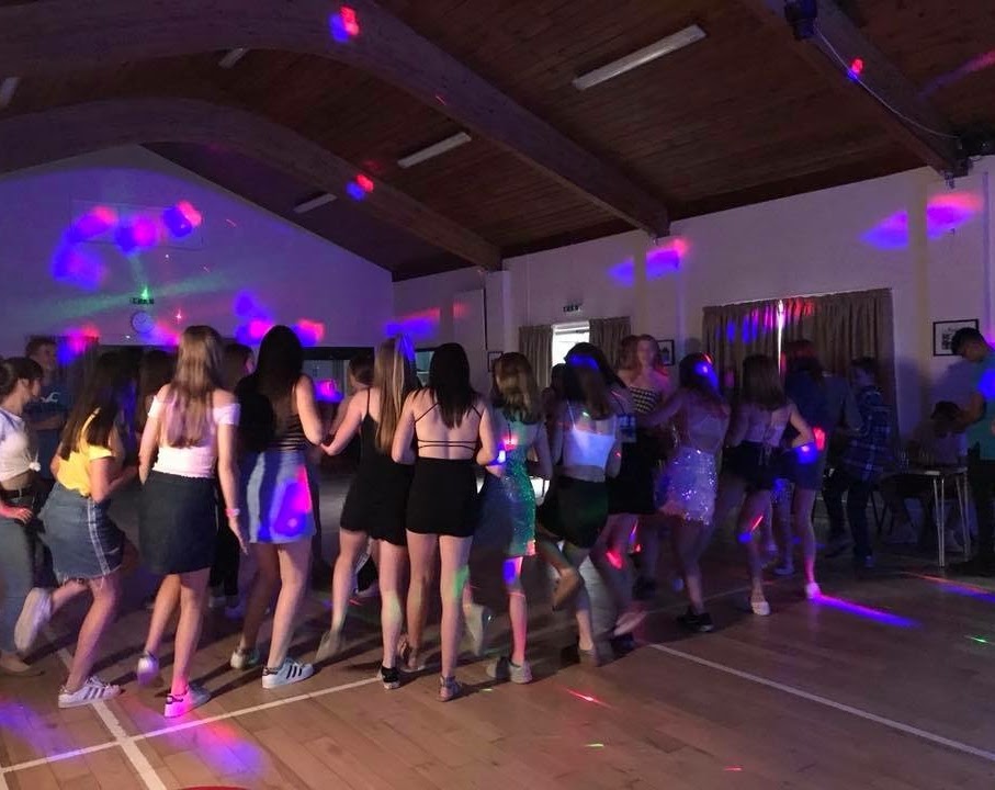 AacDisco's tweet photo. Understand The Background Of Photo Booth Hire Hampshire 

https://t.co/Bt3YMv83PA

When it comes to photo booth hire in Hampshire you get a variety of different options. The first type of booth you can hire for your event is  touch screen system
#Photo #Booth #Hire #Hampshire https://t.co/u930XGCnbH