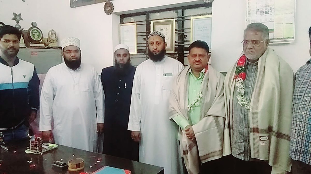 AimimShujath's tweet photo. Today attended Opening ceremony of #Madarsa #Anwar #Ul #Mohammadia at Bandalguda.
#Rizwan_qureshi saab #Khateeb and #Imaam Mecca Masjid feliciated #Doodhbowli Corporator #Mohd_Saleem saab
@asadowaisi
@akbarowaisii
@mohdmoazamkhan https://t.co/1DaXML0A64