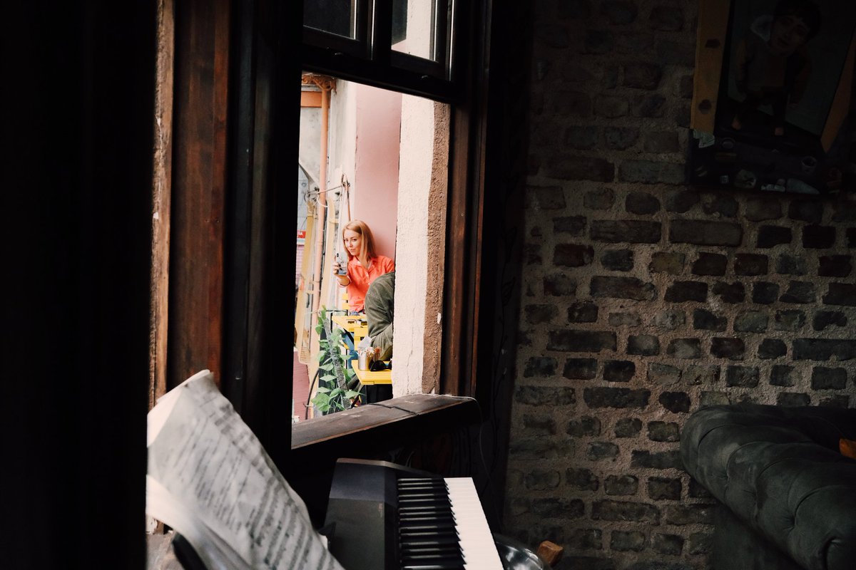 THREAD: 36 photos of my visit to Balat in Istanbul, Turkey, '20. I can't recommend this enough, colourful houses, cobbled streets, history & culture. Well worth a visit for photography and a great atmosphere. Please take your time in seeing all the photos, retweet if you like. 