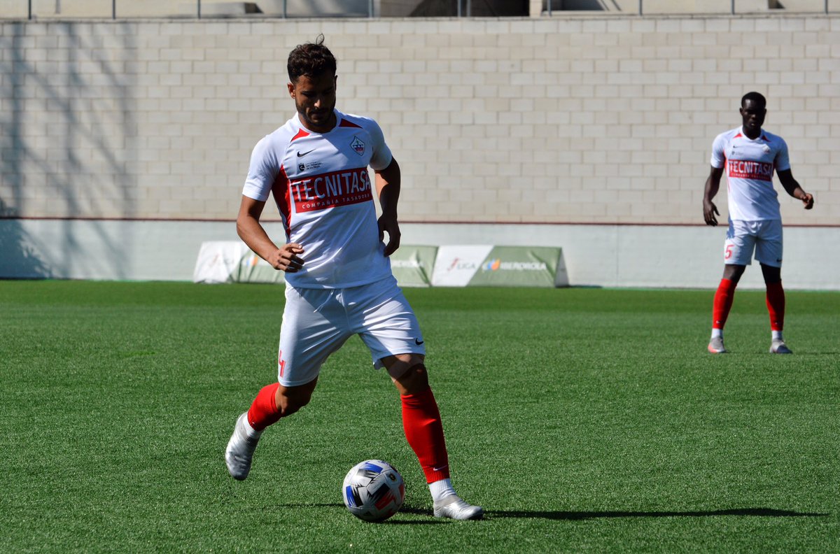 Hoy quería aprovechar este momento de calma para comunicar a todas las personas vinculadas al <a href="/UDSanse/">U.D. Sanse</a> que no formaré parte del equipo para lo que resta de temporada. 
Me llevo una gran experiencia y buenos momentos. 
Os guardaré siempre en el recuerdo, mucha suerte y salud⚽️🔴