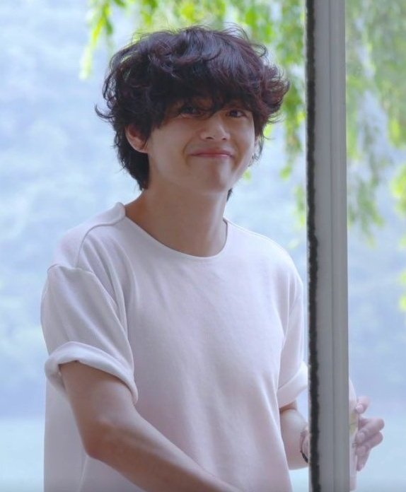tete_7bts's tweet photo. #청순한_김태형_대회
The beautiful smile of my precious Taehyung https://t.co/01EegurqcM