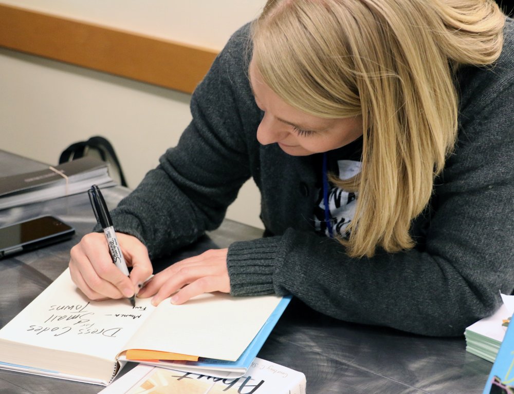 rucoschools's tweet photo. Young adult book fest will be held virtually in March

This year’s @seyabookfest will be its first virtual event; will feature three days of sessions with 44 bestselling authors, two including from Europe

LINK: https://t.co/xZScutq8rS https://t.co/UvZw49xx8G