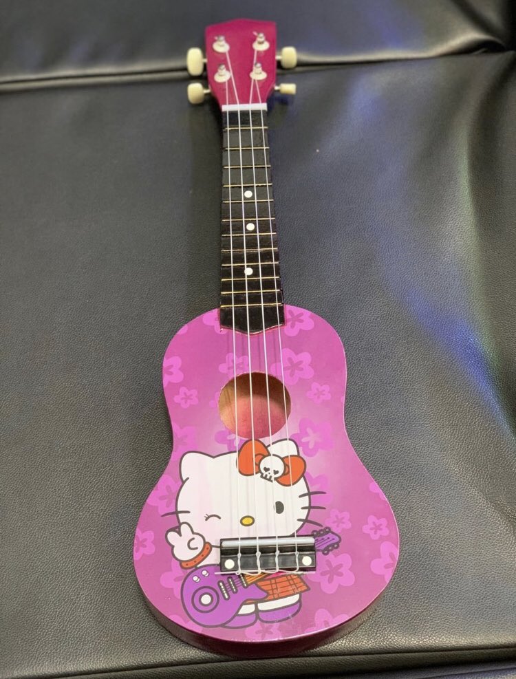 KassangaMusic's tweet photo. Kids guitars and ukuleles
Order now 0717639296
Delivery countrywide
#burma 
#WeAreRemovingADictator #stingymenassociation #SambazaKiti #matungu #likoniferry #mombasa #machakos #kisiihighschool #backtoschool #kassanga #SundownerKBC #nairobi #kenya https://t.co/tX5XaxWxMj