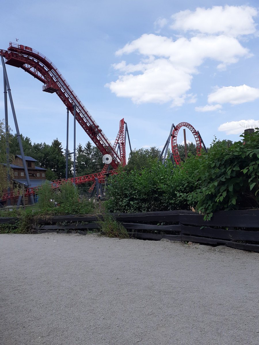 1953_martin's tweet photo. Ne Runde  Achterbahn fahren. https://t.co/5fnPz3sLDJ