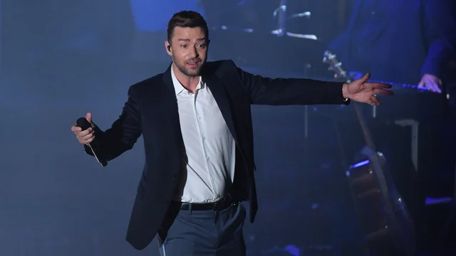 thehill's tweet photo. Justin Timberlake, Tom Hanks to join star-studded TV special planned as part of Biden inauguration https://t.co/Dpzb8zJvDc https://t.co/Xtc7fATe6U