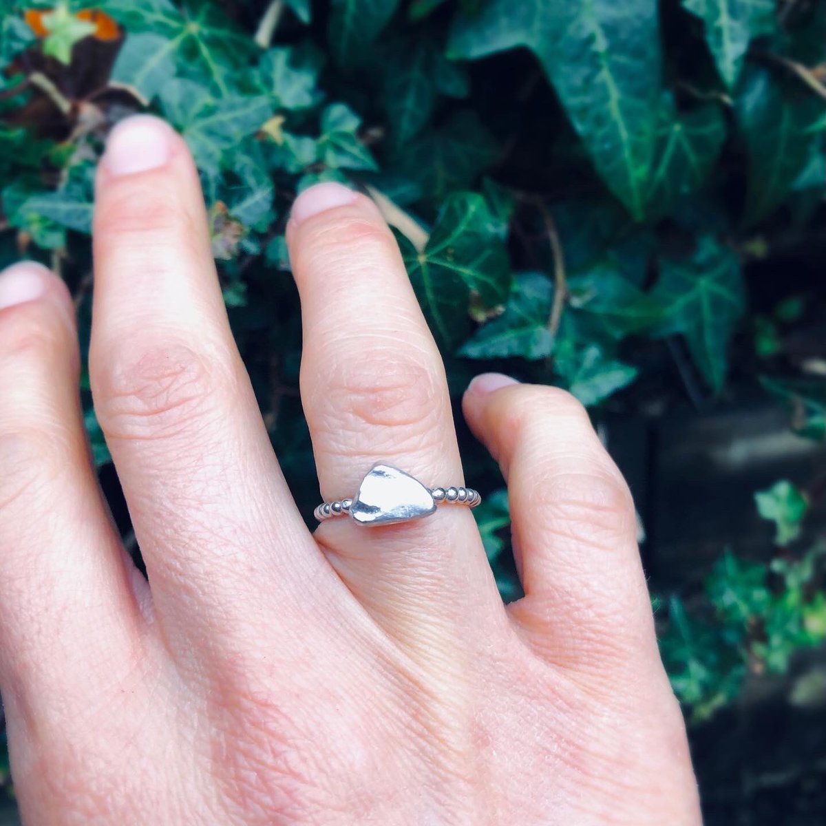 DevonsentX's tweet photo. @Dartmoor_Hour Here’s one for all you Dartmoor lovers out there... a miniature Haytor that you can carry with you each day to remind you of your happy place. 🌿⛰

#haytor #dartmoor #devon #lovedevon #handmadeindevon #ring #handmadewithlove #naturelovers #SmallBusiness https://t.co/GlTAiz1r3O
