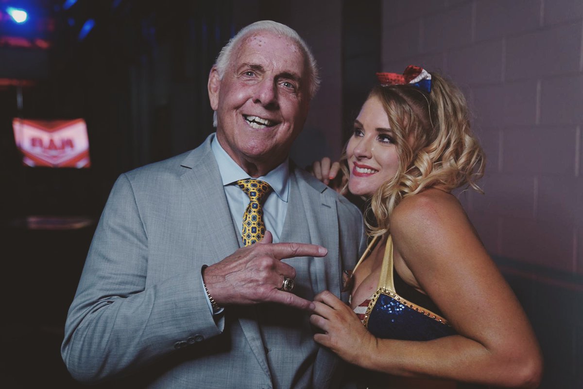 LimitlessMacey's tweet photo. Lady Lesson 101:
Pick the brain of the dirtiest player in the game.π
π§ π
#WorkSmarterNotHarder #BeLikeLacey #WisdomWednesday #SassySouthernBelle #LimitlessLady #LadyLessons https://t.co/8IXhvdPV5n