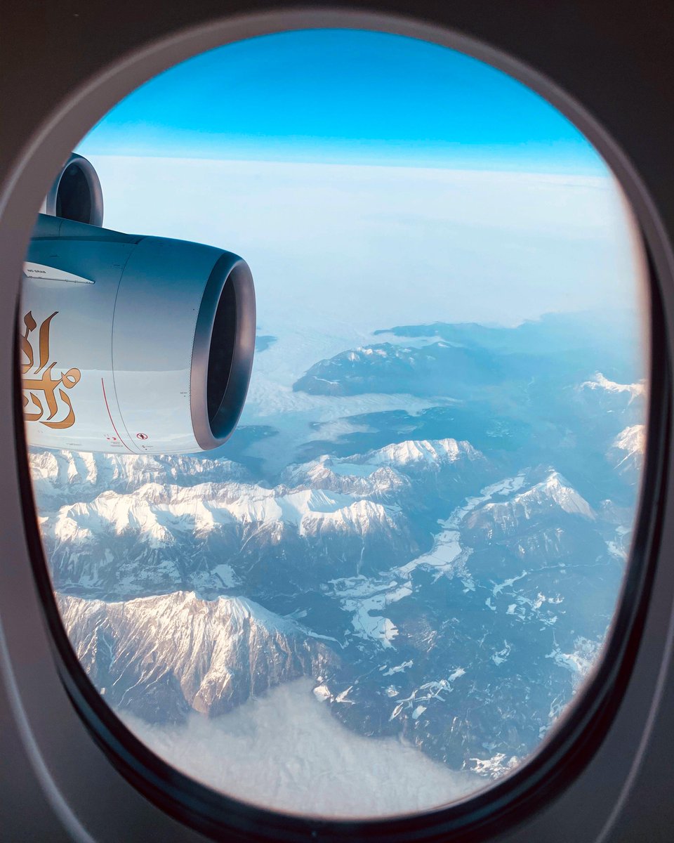 Emirates tweet media