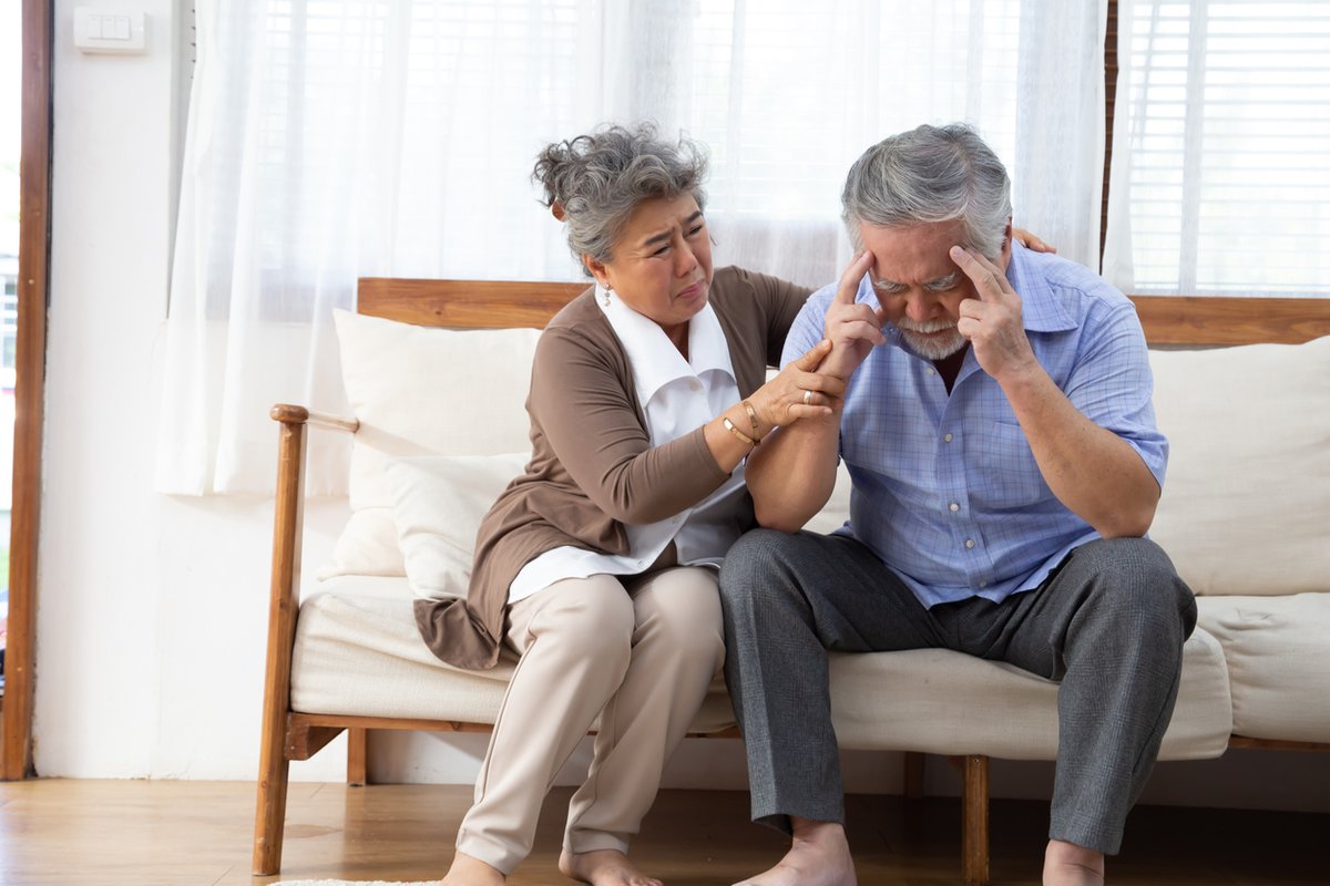 wellesleyWI's tweet photo. Waiting for long-term care can be stressful. @SeonggeeUm new research highlights challenges faced by family caregivers of older immigrants seeking ethnocultural accommodation in #LTC in the GTA.
 Full report: https://t.co/SNpWNsKmX6
 @OntCaregivers @yeehongcentre &amp; Punjabi CHS https://t.co/44HCMXfVgC