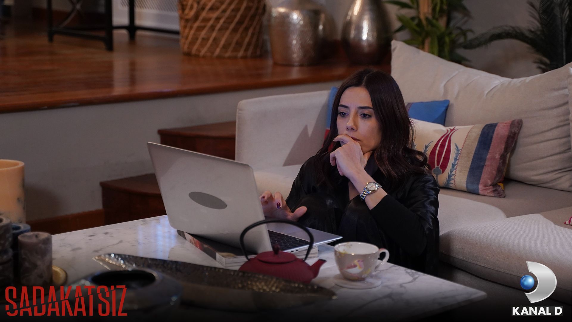 Hatiralar Roportaj Gulumsemek Sadakatsiz Kirlent Metallurgov Net