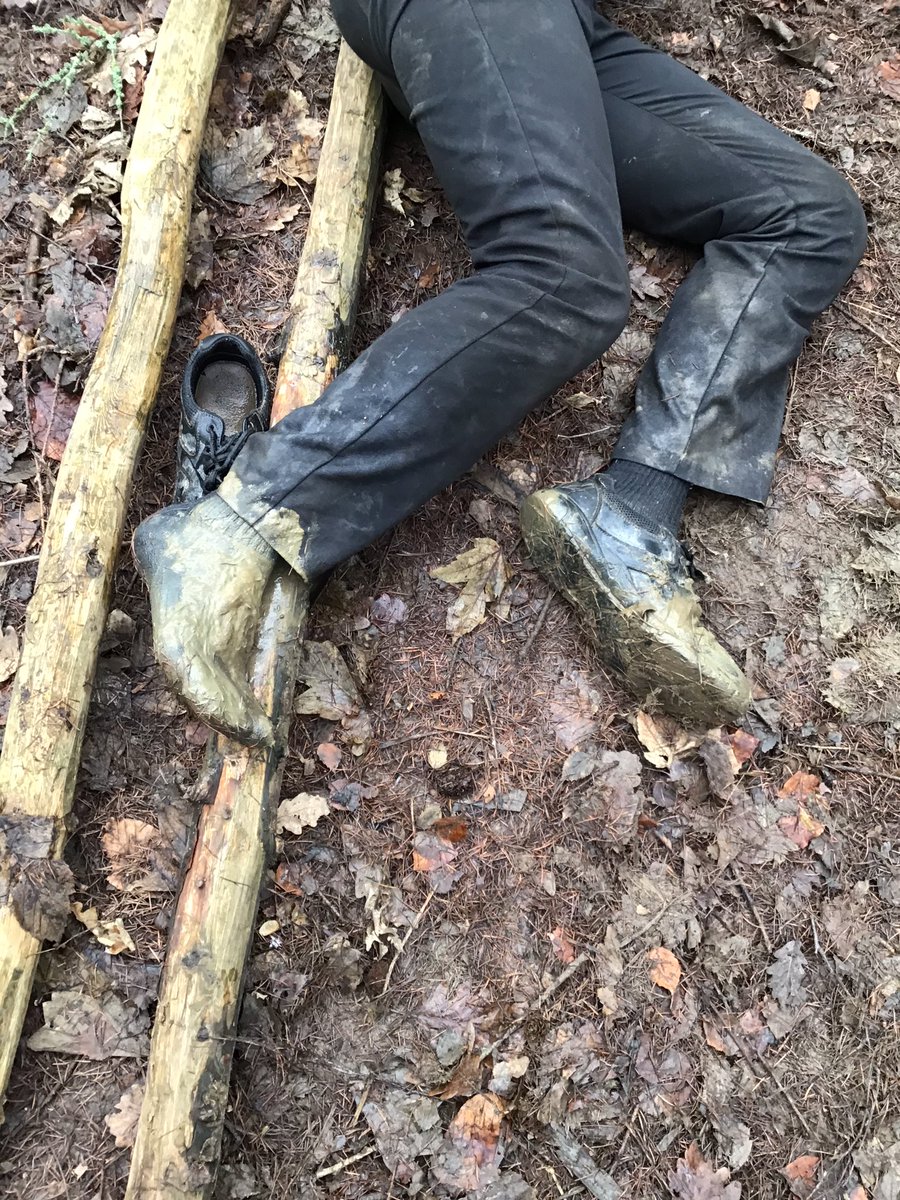 Motacita's tweet image. Staff and pupils @ReachAcademyUK enjoying their sessions at Forest school. It’s all about getting stuck in and leaving a footprint albeit a muddy one 🤪Group 3
#outdoorlearning #bravingthecold #allsmiles #survivalskills