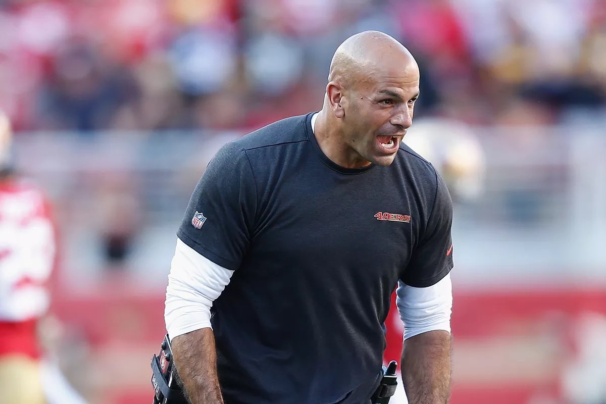 _LiveNFLPortal's tweet photo. NEWS | @49ers DC #RobertSaleh met with the @nyjets yesterday and is slated to meet with owner #ChristopherJohnson today. [Source: @PSchrags] #49ers #NYJets https://t.co/iw2NAuHzHV