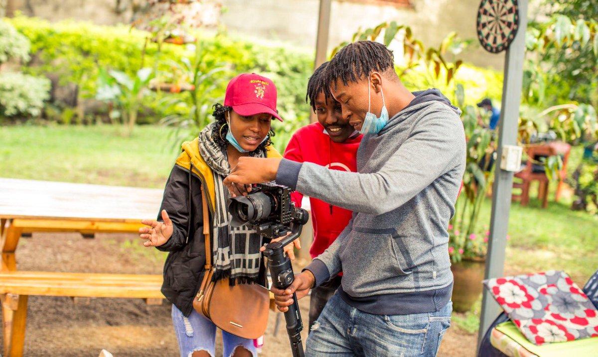 Astrojuice3's tweet photo. De Gigz Film Production is an umbrella that covers Astro Juice in the filming industry. We are a young capable energetic and artistic visionary’s who break the boundaries of today’s film industry.

We bring you @Astrojuice3 to the world https://t.co/8AM7QCi7Z5