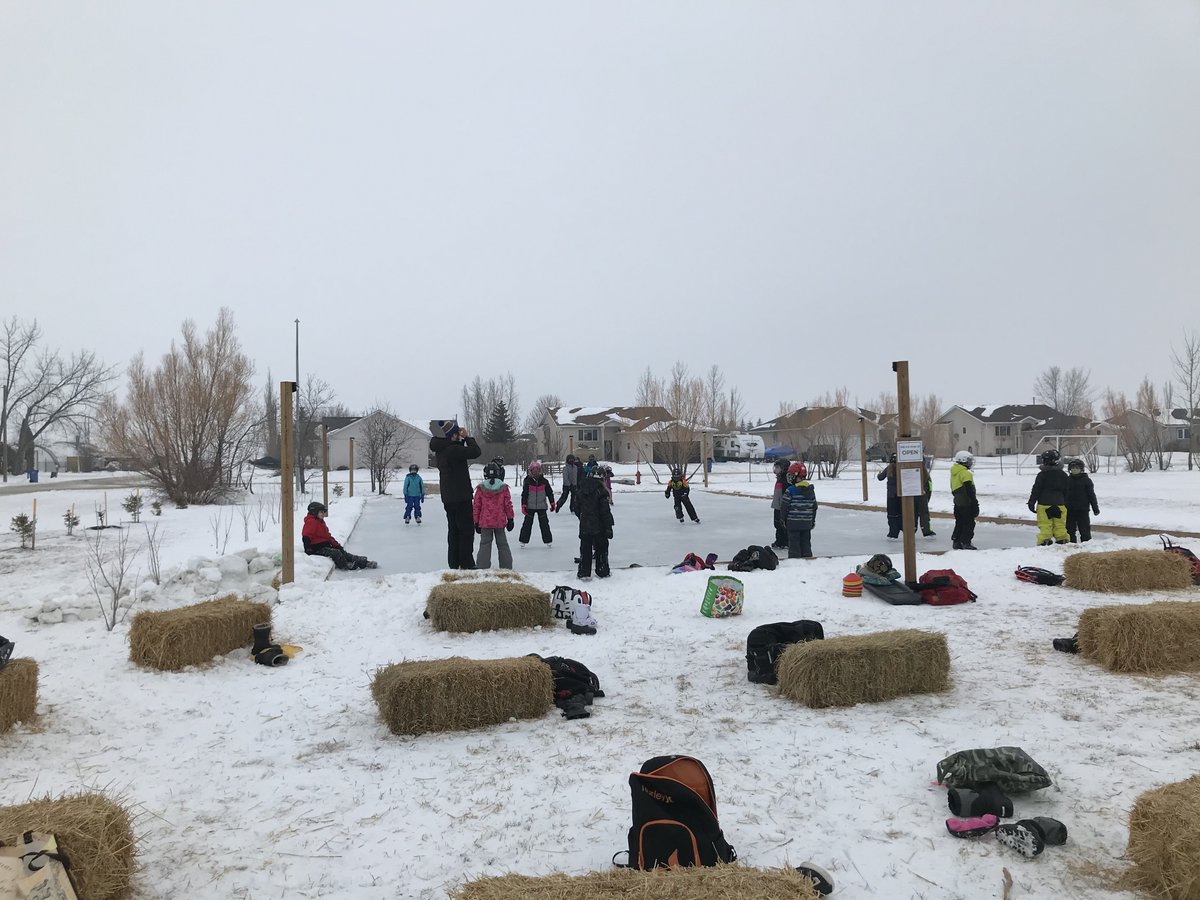 JACuddy's tweet photo. The rink in action. #physicaleducation #jacuddy https://t.co/SM0KCFMFnZ