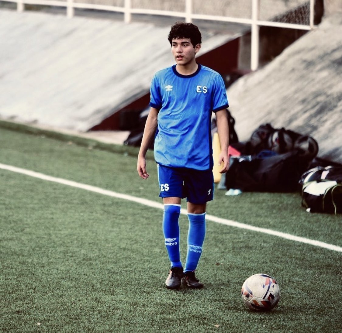 Fernando Quinteros has been called to his second preselection camp for the El Salvador U-17 National Team!! 👏🔵🔴