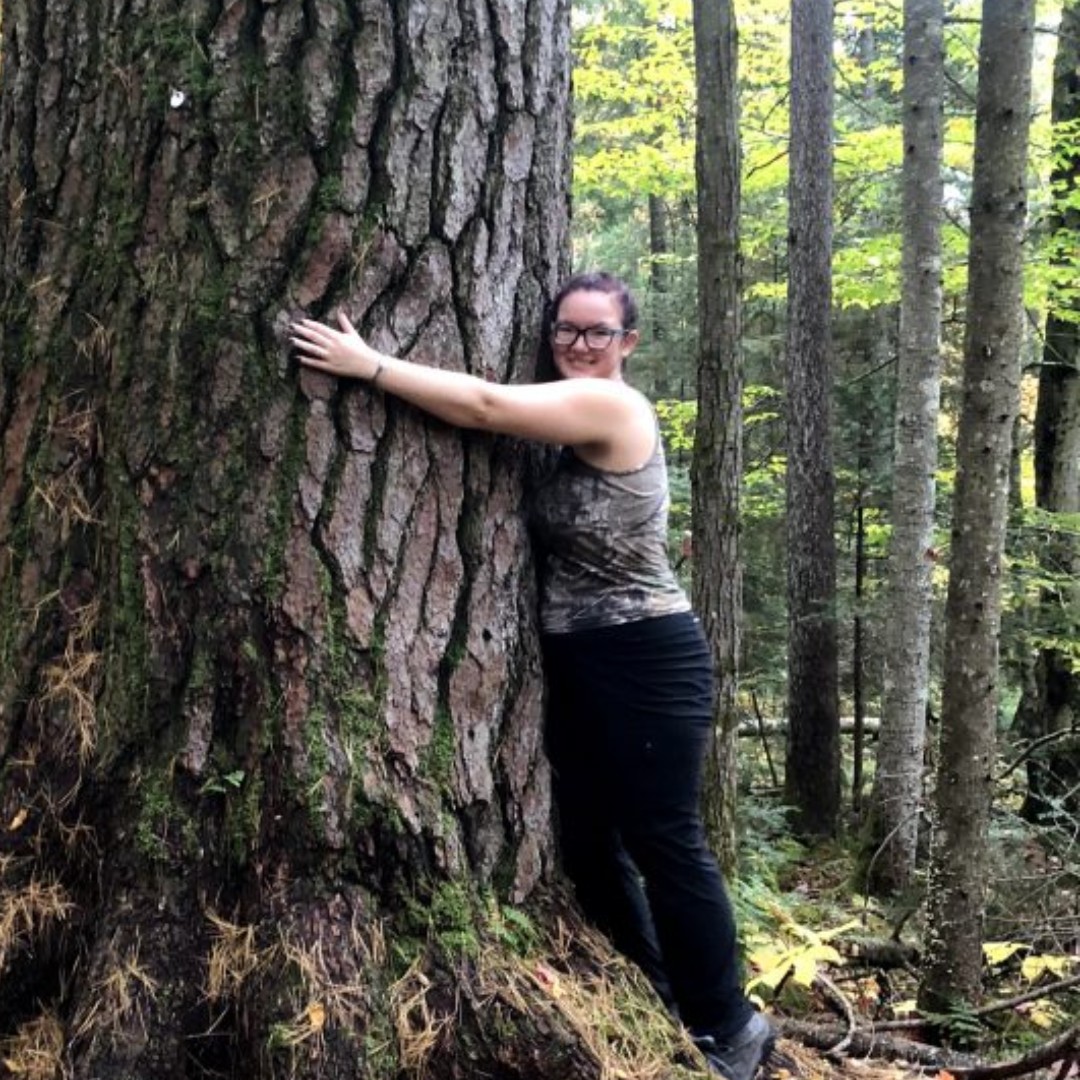 ClarksonCEM's tweet photo. Check out this blog post from @MegFlory21 Psy &amp; Pol. Sci. '21 talking about her #ClarksonU #ISE exp., inc. work to get the @LakePlacidAdk Region #LEEDforCommunities certified &amp; working w/ @ClarksonCEM Dir. @backusec:  https://t.co/lywwGKjuQS  #LetsGoTech #WeBuildYourFuture https://t.co/rCEwhlW0bG
