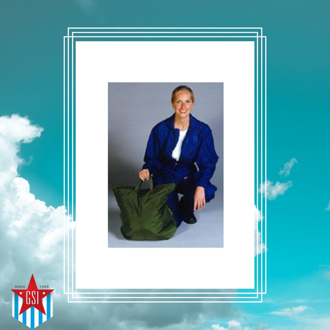 We know helmets can be expensive, what better way to protect with them a helmet bag! Easily and safely carry your flight helmet when you’re not in the air.