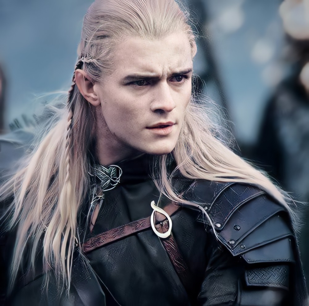 Happy Birthday to our Legolas, Orlando Bloom! 