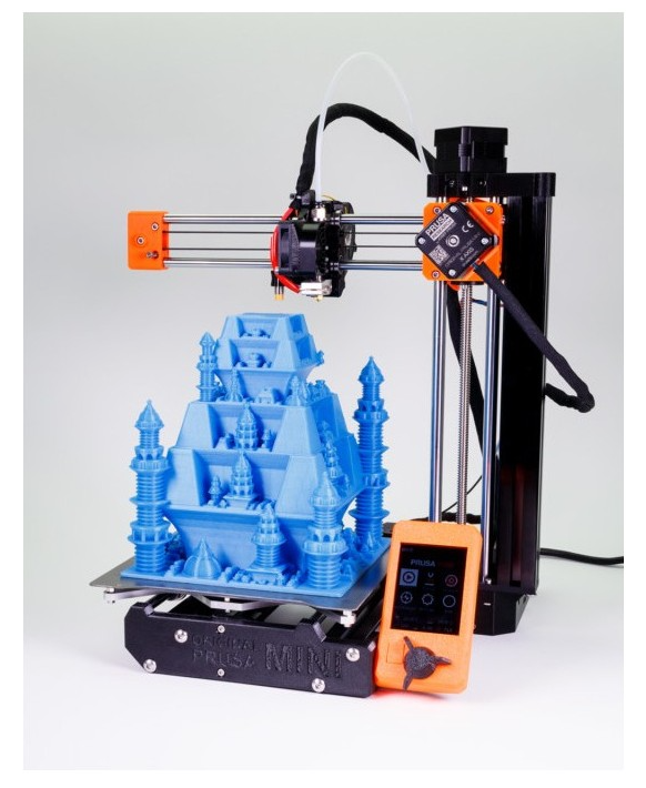 punker76's tweet photo. So, let's try to fix my not working #Ultimaker with this little toy... 🤓😬🤘 #3d #Prusa #PrusaMini #Nerd #MVPBuzz #NotCoding https://t.co/Rx5Vl6dkWm