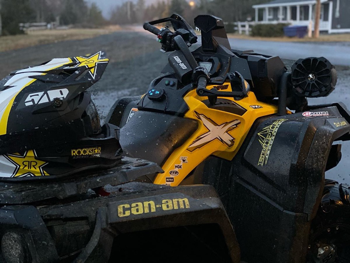 Do you like riding in the rain? Our speakers do! With their waterproof tweeters and IPX5 rating, these marine-grade speakers are perfect for any weather or terrain.
PC: <a href="/rpercy_s/">rachael</a> (IG)