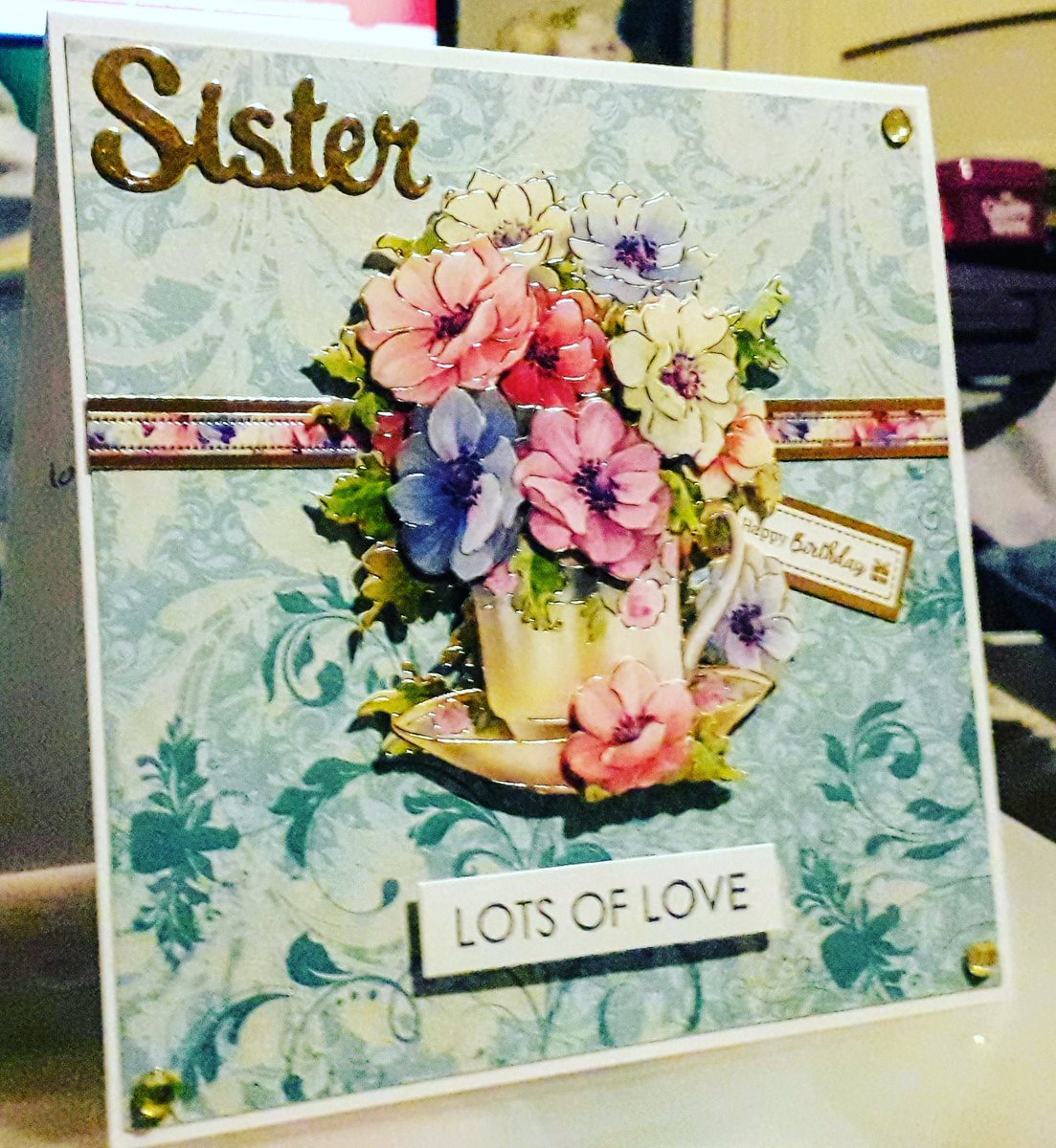 by_maxine's tweet photo. Sharing the decoupage card I made for my Auntie's Birthday today.
#HandcraftedByMaxineB #supportsmallbusiness #ChooseHandcrafted #DMfororders #Hunkydory #Hunkydorycreations https://t.co/SPgCOw7Az9