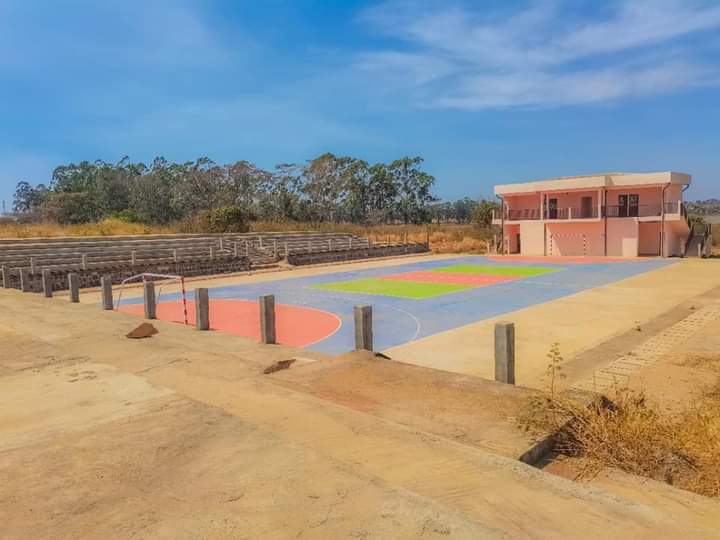 univNdere's tweet photo. Une vue du Complexe Multisports en cours de construction en prélude aux JeuxUniversitairesNgdere https://t.co/FSKylcuYZU