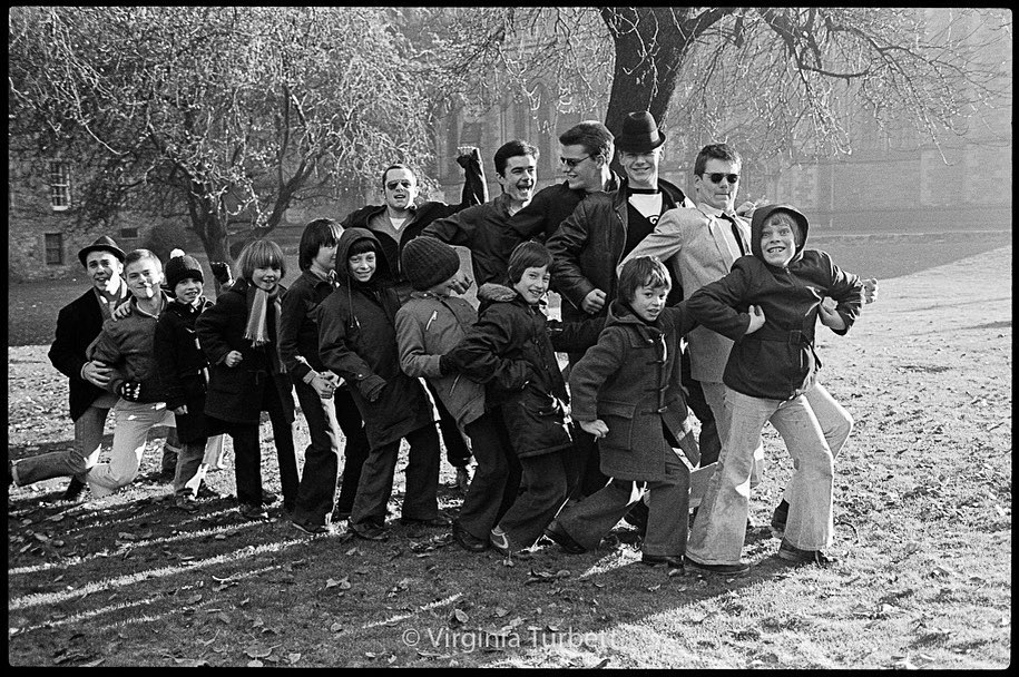 YourWullie's tweet photo. Madness in Edinburgh, 13th November 1979.
Photo Virginia Turbett https://t.co/bIGMY58osb