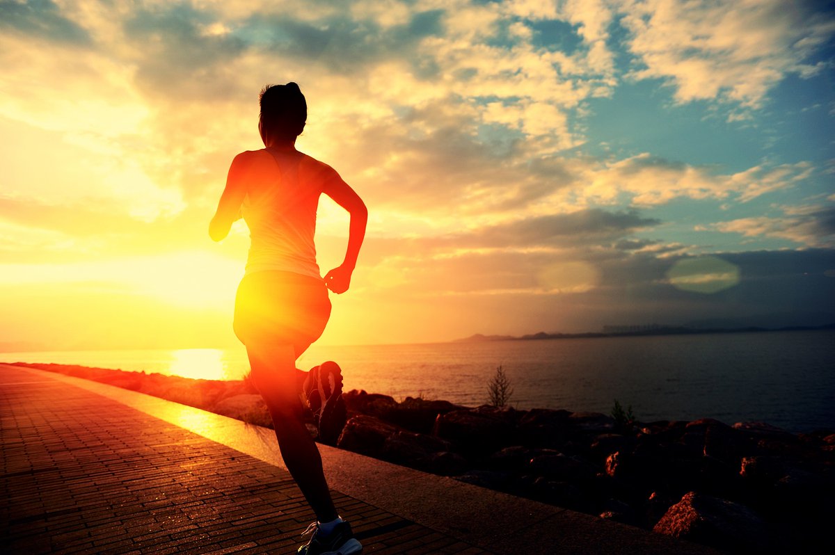 More runners are on the roads during the pandemic. The result: More visits than normal to doctors treating muscle/joint distress, injuries from falls or overuse. Learn more from Michael Swartzon, M.D., Miami Orthopedics & Sports Medicine Institute.
https://t.co/aUY2JHQMF6 https://t.co/tFrHDztcot