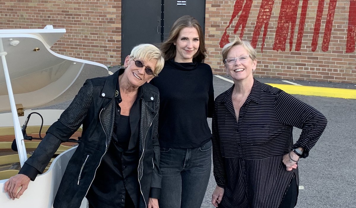 Let's sing ... 

HAPPY HOUR - THURSDAY - 1/14 - 5:00 PM (CST) 
I hope that you can join us.
I think it would be nice for us to spend some time together. Facebook.com/Lori.Dokken