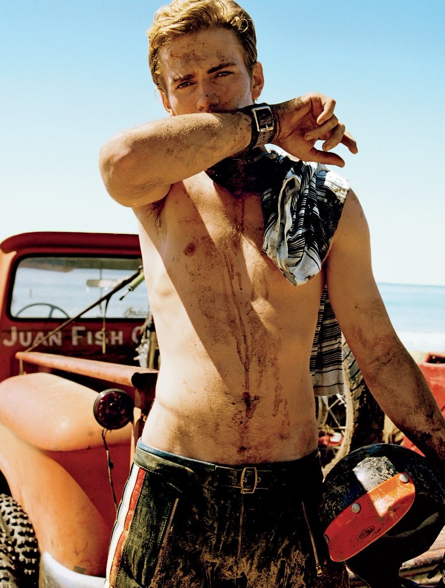 Ewan McGregor and Hayden Christensen twinning, a thread.