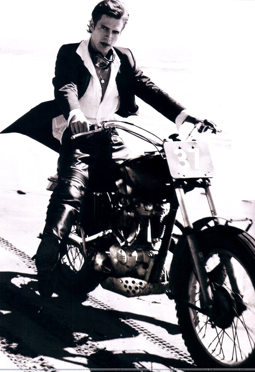 Ewan McGregor and Hayden Christensen twinning, a thread.