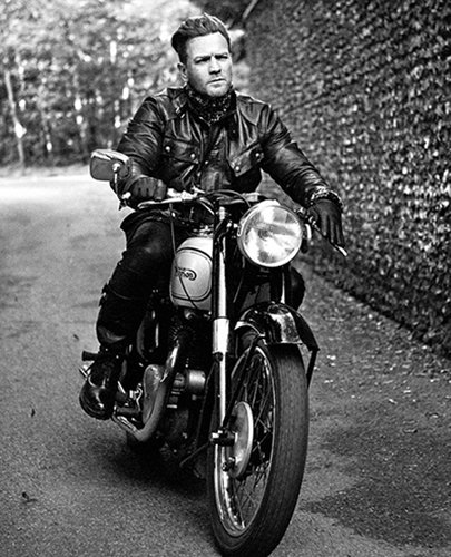 Ewan McGregor and Hayden Christensen twinning, a thread.