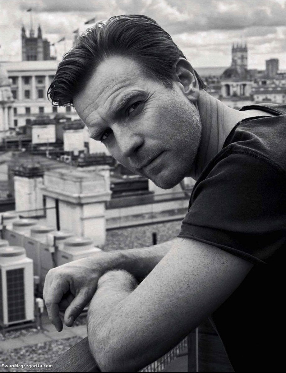 Ewan McGregor and Hayden Christensen twinning, a thread.