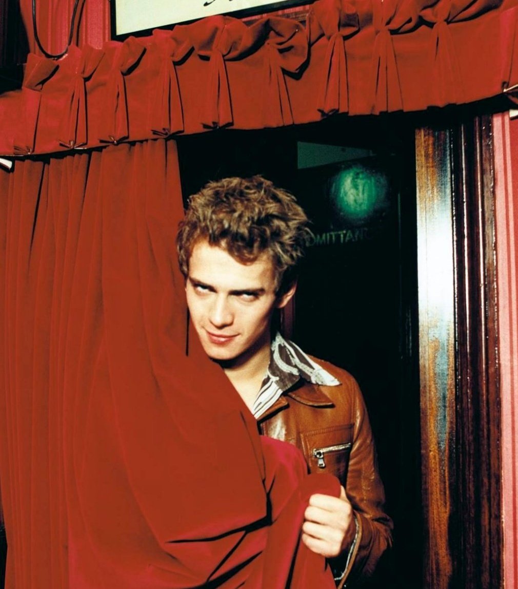 Ewan McGregor and Hayden Christensen twinning, a thread.