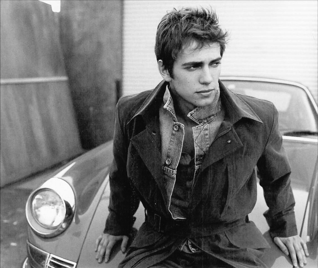 Ewan McGregor and Hayden Christensen twinning, a thread.