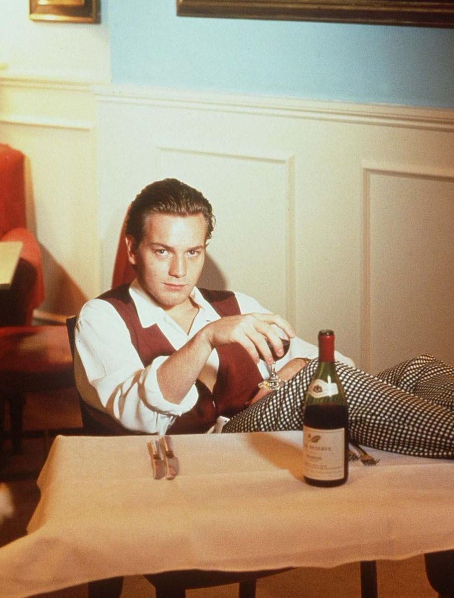 Ewan McGregor and Hayden Christensen twinning, a thread.