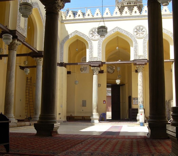 Al Aqmar Mosque