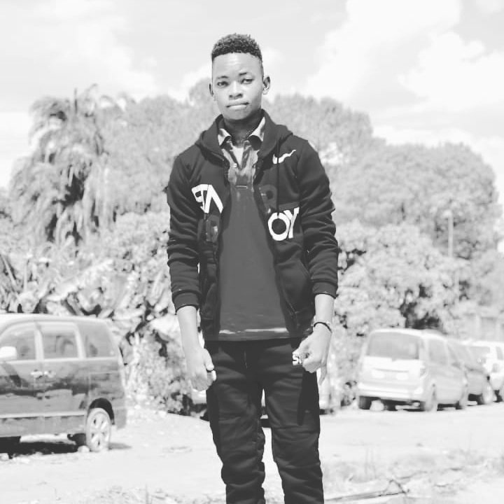 BenDegaul's tweet photo. #NouvellePhotoDeProfil https://t.co/W2aKqvKxca