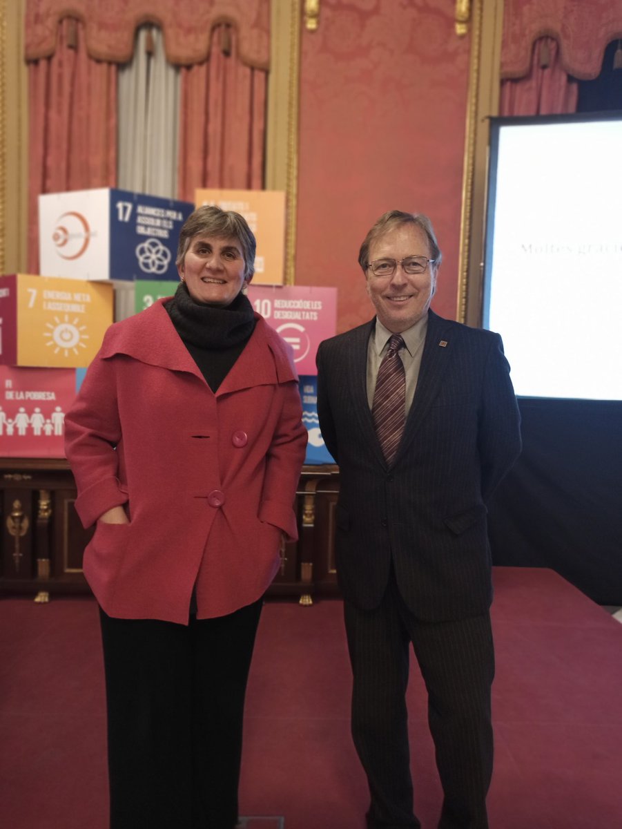 associacioAlba's tweet photo. 👏 Reconeixement honorífic molt merescut al @DrSantacreu per la seva trajectòria i aposta ferma per la #RSE Guissonenc inquiet i solidari, amb qui tenim la sort de fer projectes conjunts i compartim les ganes de fer un món millor per les persones 💯
#PremisResponcat2020
#ODS #RSC https://t.co/kCbUG8K8EB