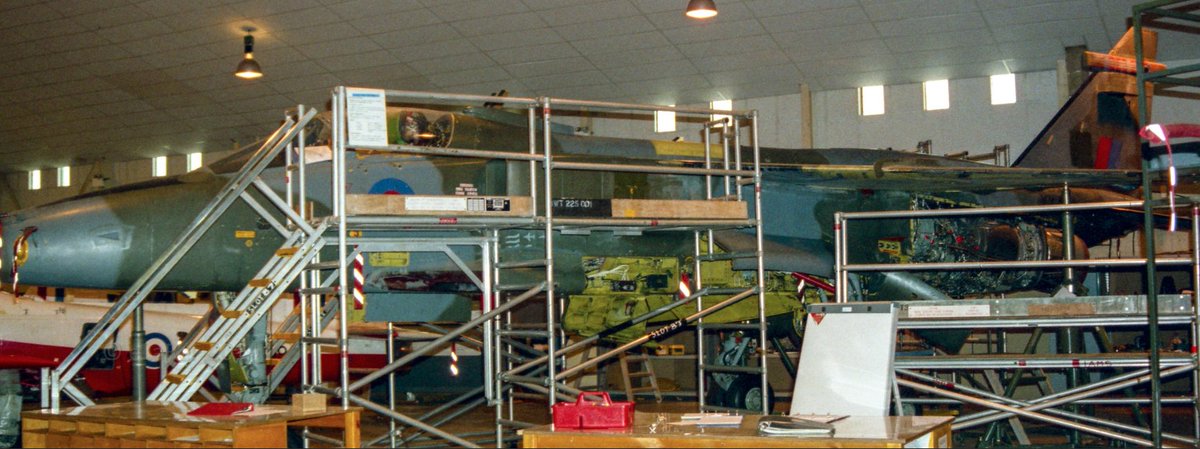 JaguarXX764's tweet photo. An image from the archive today and #XX764 when she was part of the complement of training airframes at #RAFStAthan . Interesting to note that the 'kill' stencils were already applied at this time. @No1SofTT @RAF_Cosford @RoyalAirForce @BAESystemsAir https://t.co/2vDnqUcixk