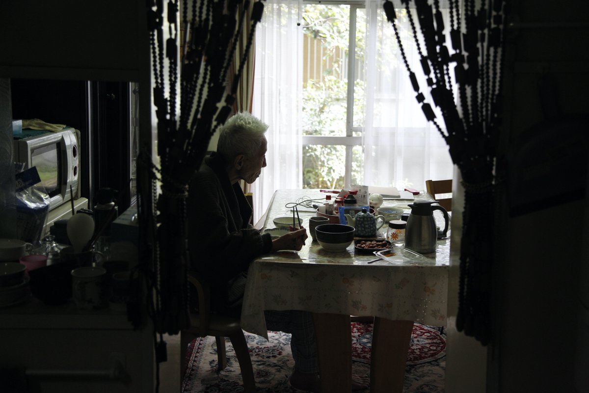 ahellostory tweet media